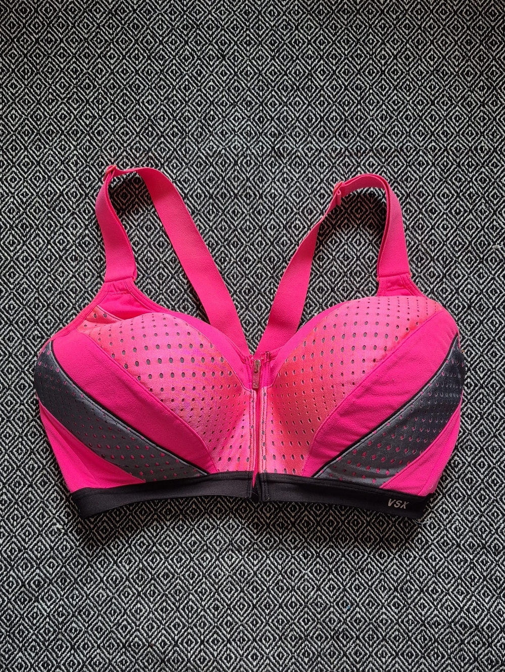 Victoria Secret Knockout Sport Bra Front Zip Underwire Padded Size 36D
